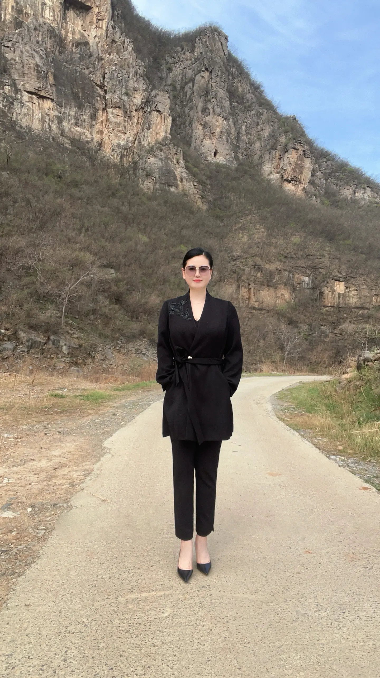 以勤奋耕耘人生，以善意积攒善缘， 命运自会记挂你的每一份真诚。 财富是...