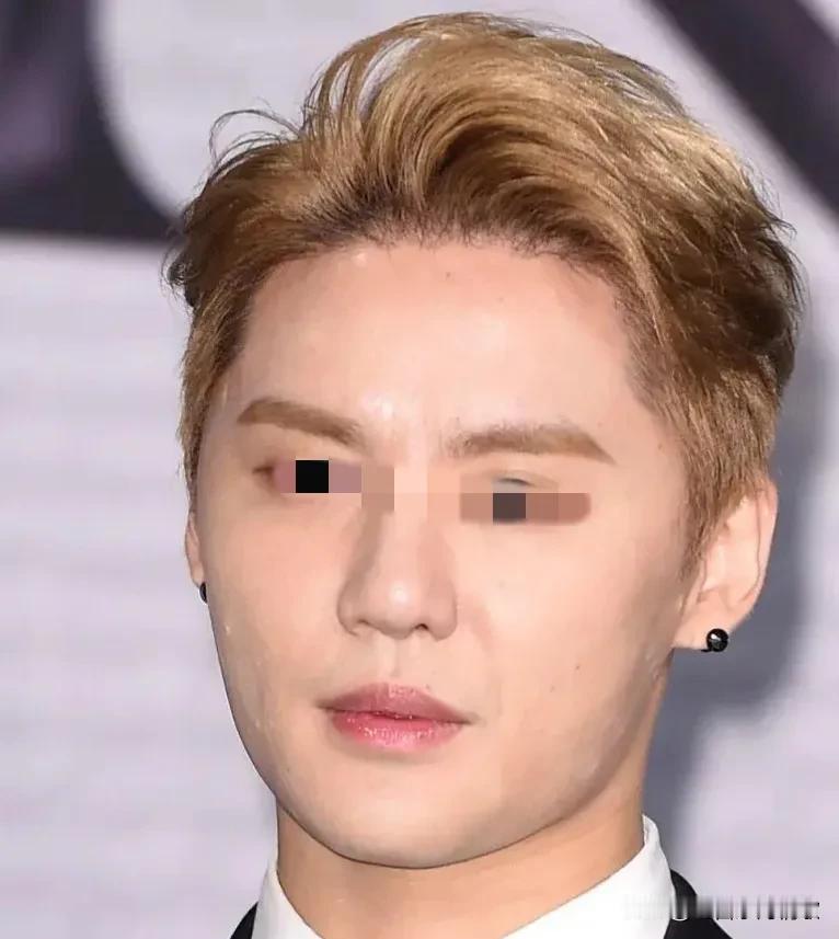 大瓜，11月15日，金俊秀被曝遭女主播敲诈超8亿韩元，8亿韩元，听上去感觉非常多