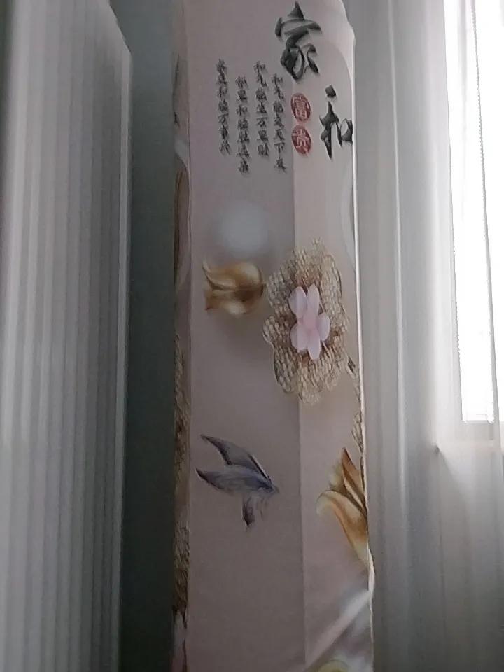 普通家庭一个月多少电费一个月的电费大概100元左右，用空调的时候就多一些，平均消