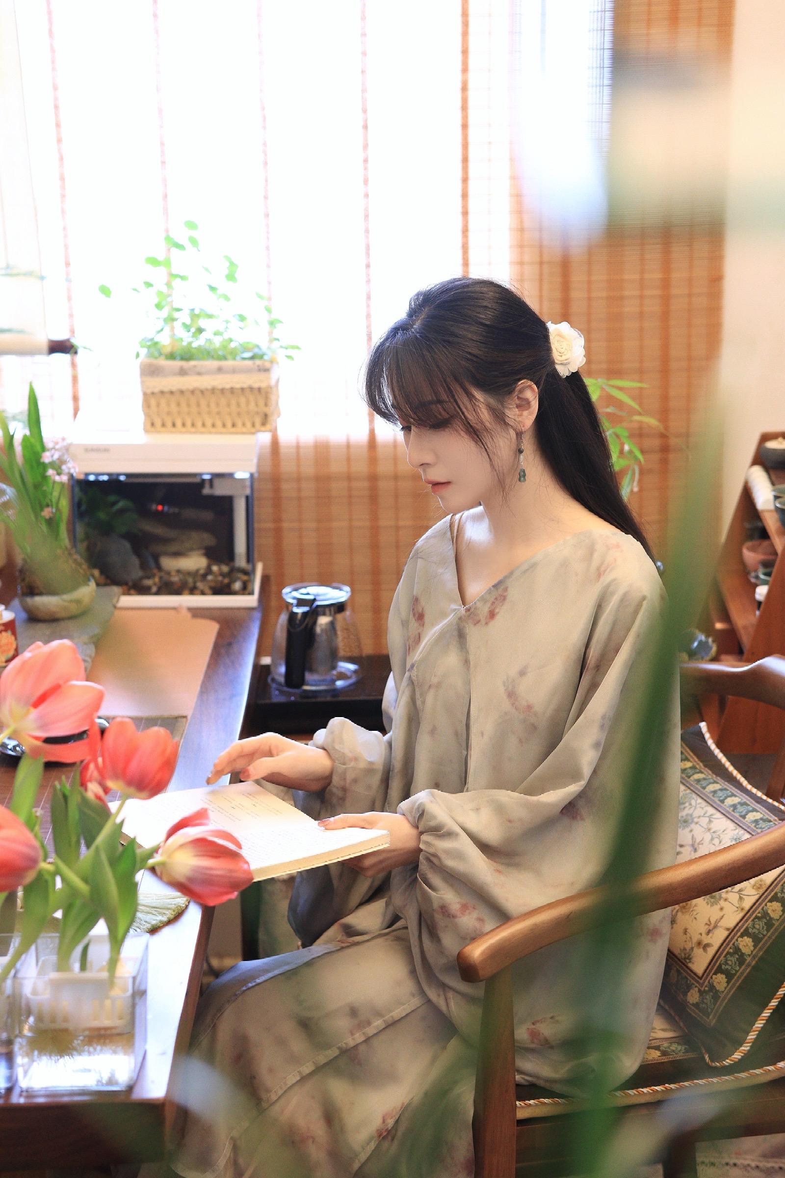 忘了 仿佛不在人间