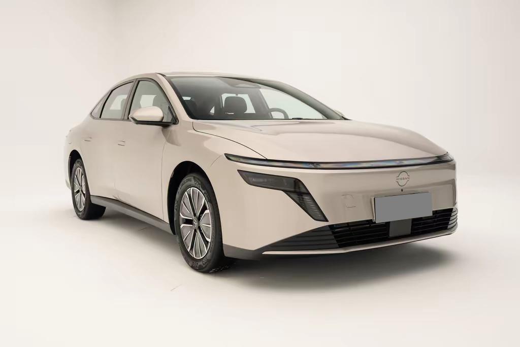 油价重回8元时代？不怕！我有东风日产N6 Pro+。
最近看新闻，发现油价又涨了