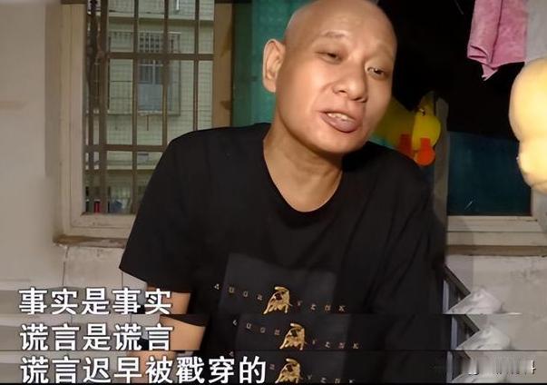 2021年，“割肾救妻”的谭克军身体不适却不肯就医，女儿强行将他送到医院后，检查