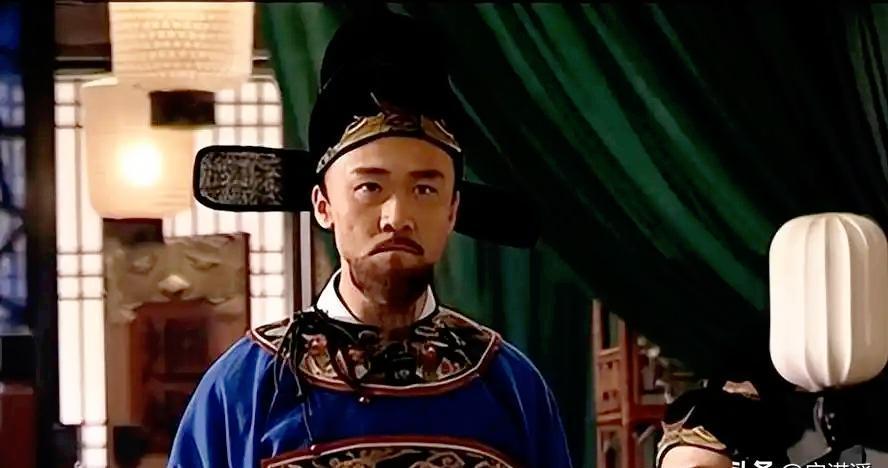 《大明王朝1566》里，嘉靖皇帝为什么敢杀严世藩却不敢杀海瑞？

在《大明王朝1