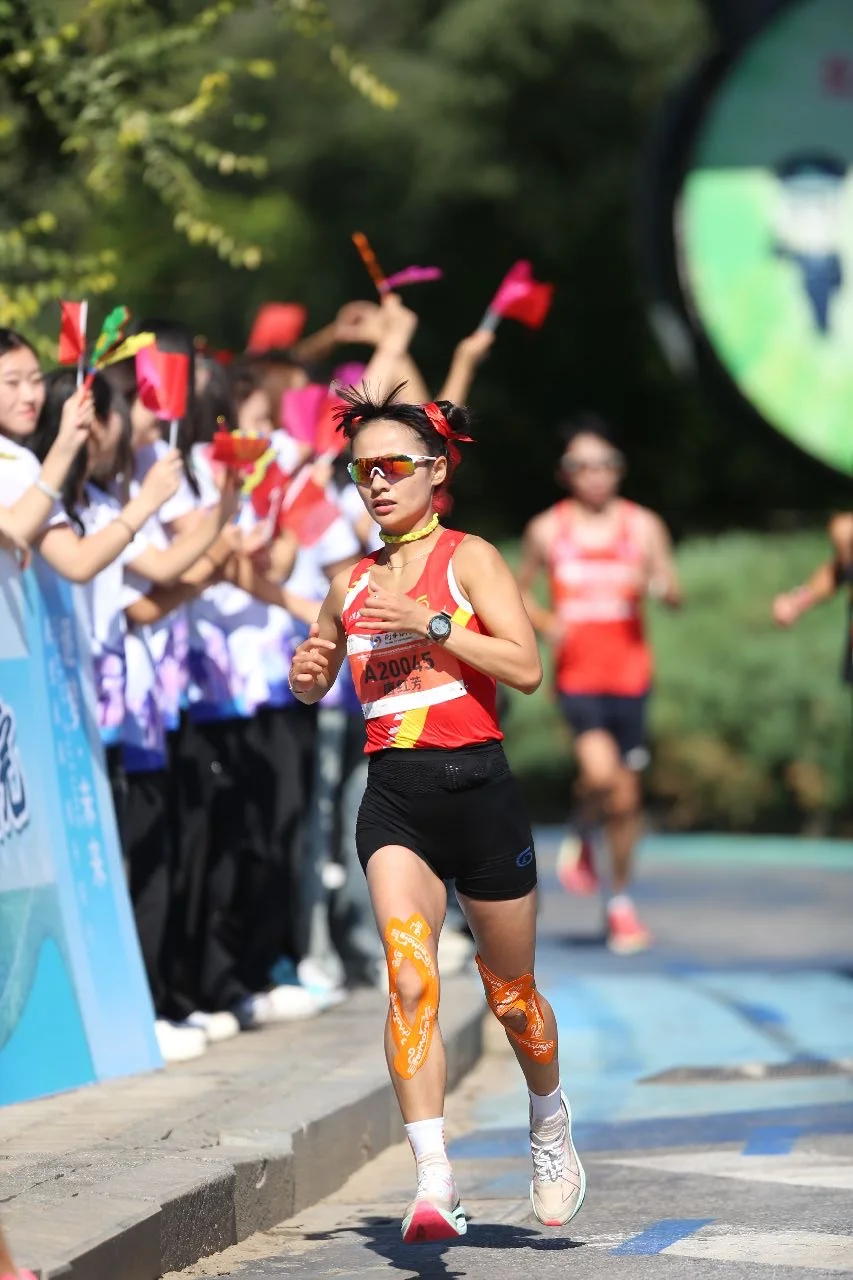 小小遗憾，大大收获！ 总结经验，来日再战！ 人生第三场全马而已， 还想...