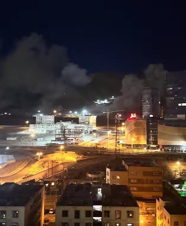 伊朗只有两个战斗力，一个是导弹部队，一个是地面部队，空军海军基本没有，就看前两天