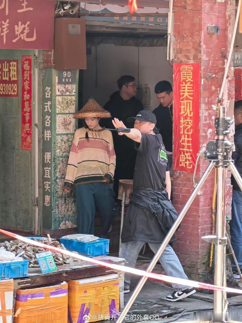 刘昊然 李兰迪 海岛舒服日志 路透氛围感  不愧是校园三部曲男女主