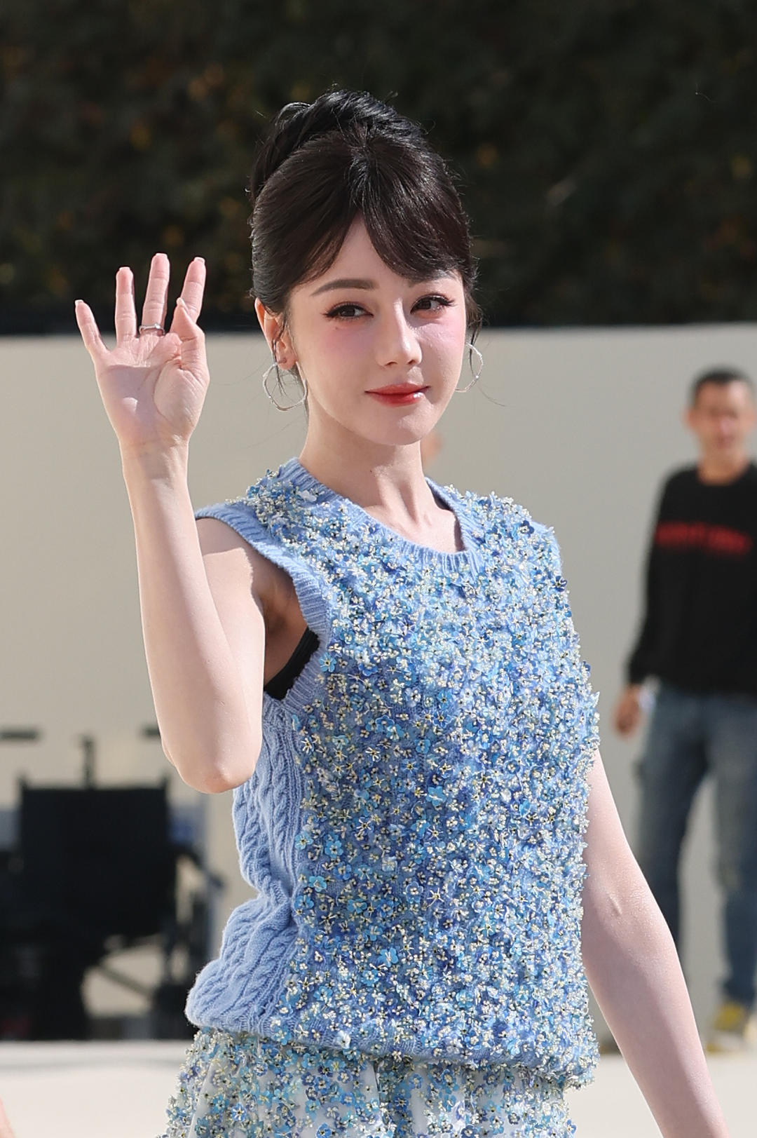 【#短剧AI换脸迪丽热巴被判赔#】 4月23日，演员迪丽热巴 网页链接