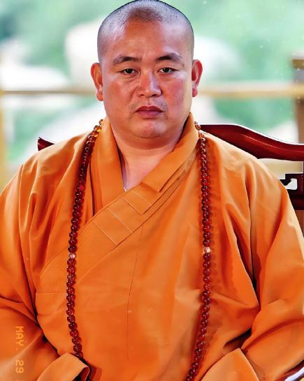 释永信，这下彻底凉了。 

5月29日，河南新乡中院一审落槌，原少林寺住持释永信