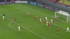 昨晚的成都蓉城每个球员都踢出了血性——可惜德尔加多除外！这二货上场就画风突变，让