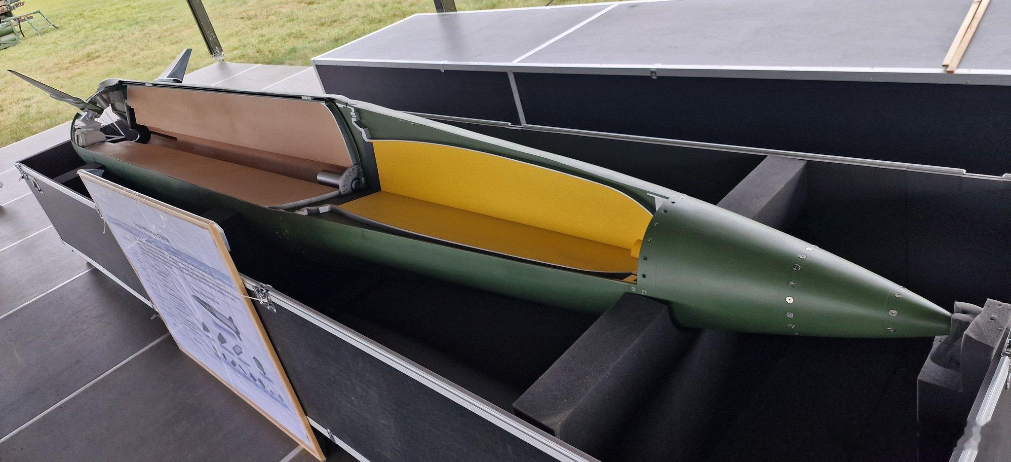 波兰“龙虾K”(HOMAR-K)火箭炮配备的韩国韩华宇航的CTM-290弹道导弹