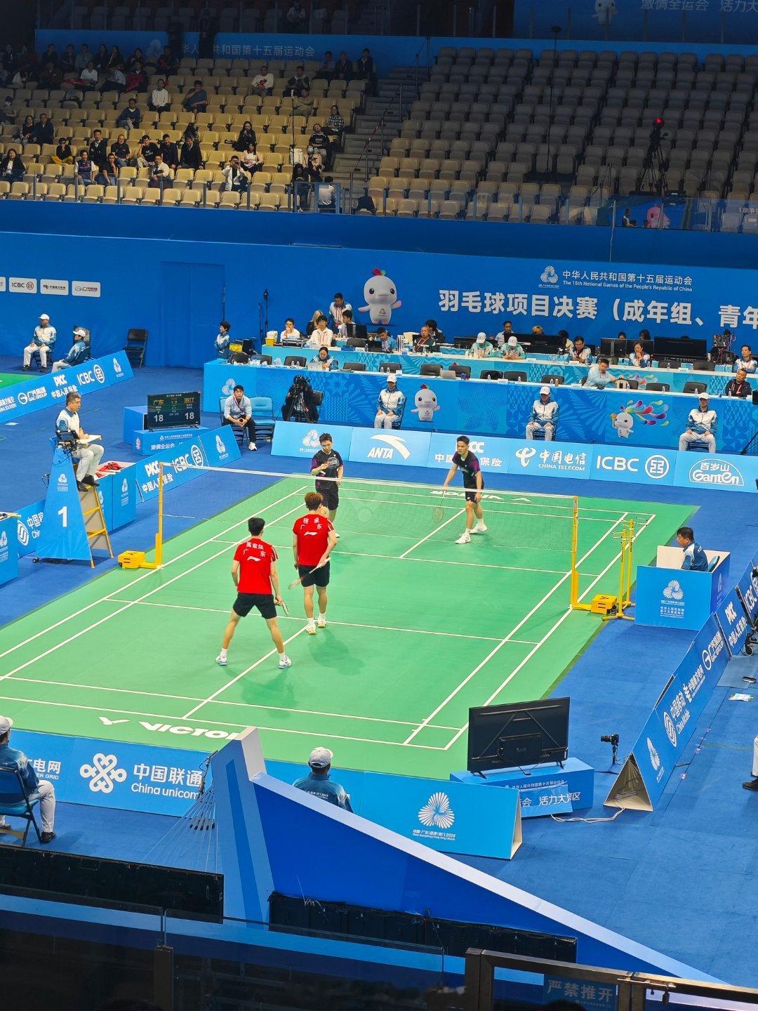 男团 成年组 半决赛浙江队 2-1 广东队 男单 第1场 孙超 21-14 21