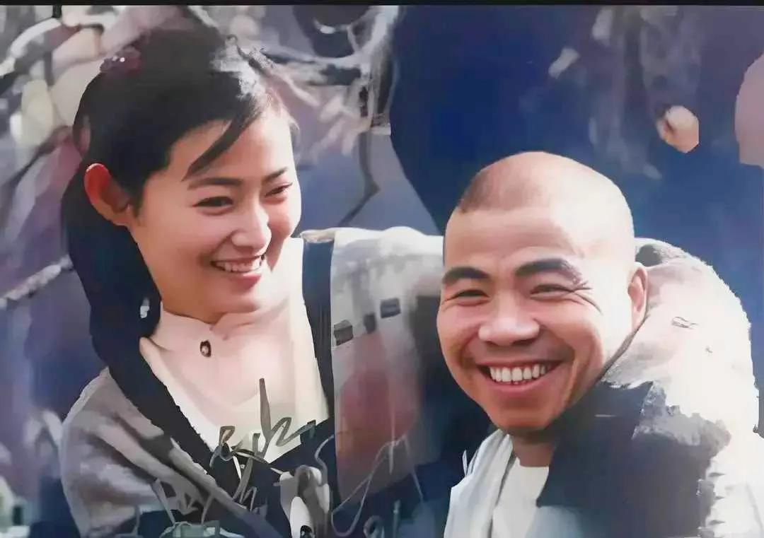 1998年的《水浒传》拍摄现场，是一段令人难忘的历史。当时的潘金莲饰演者王思懿和