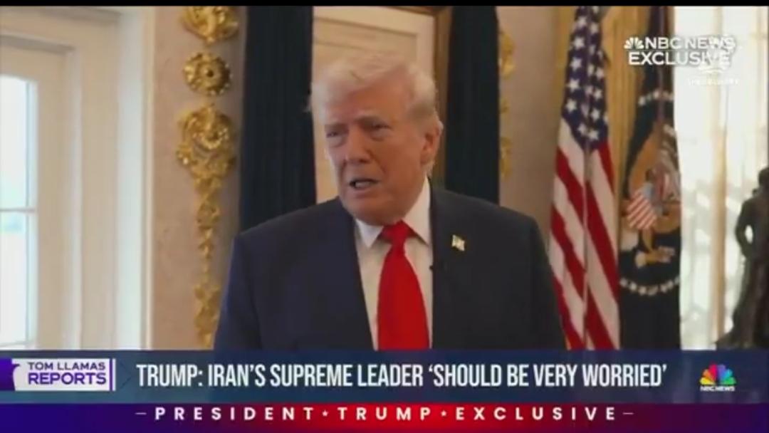 新闻快讯——特朗普总统：“有人在追查比尔·克林顿，这让我很不爽。我还是喜欢比尔·