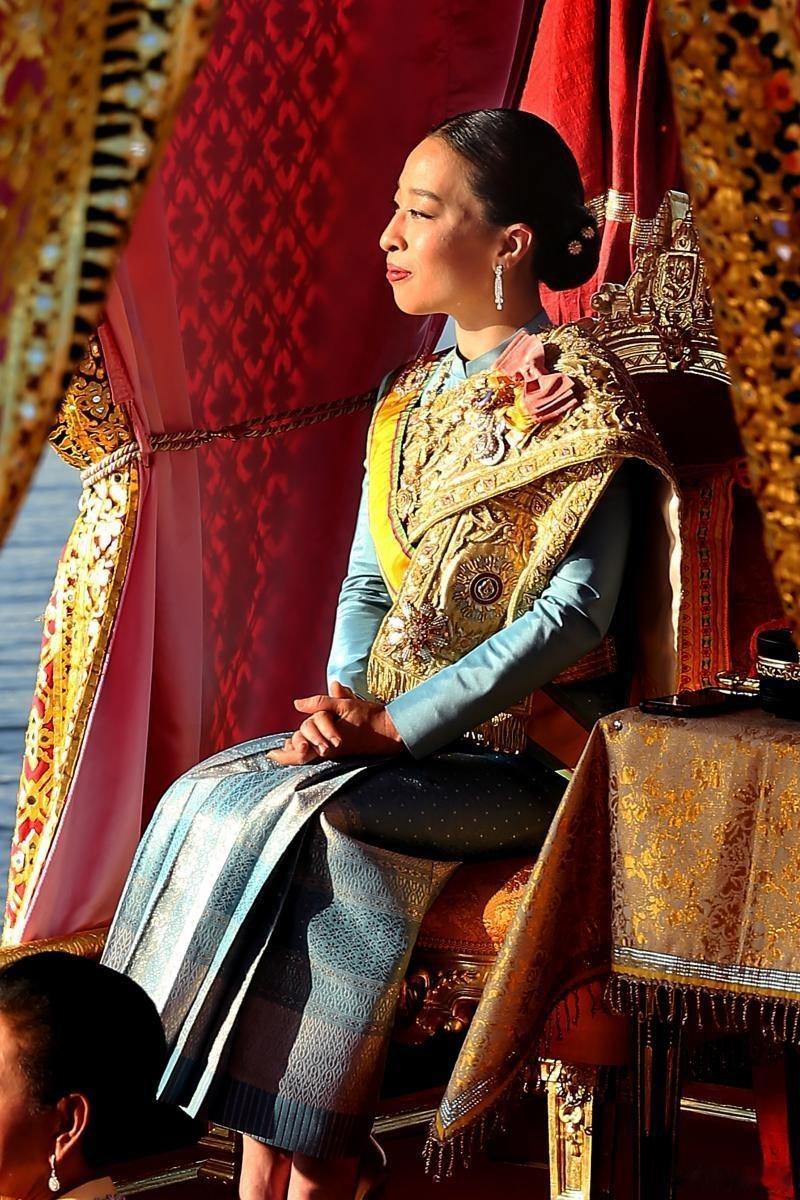 泰国王室🇹🇭12月7日，帕差拉公主47岁生日。世界各国王室