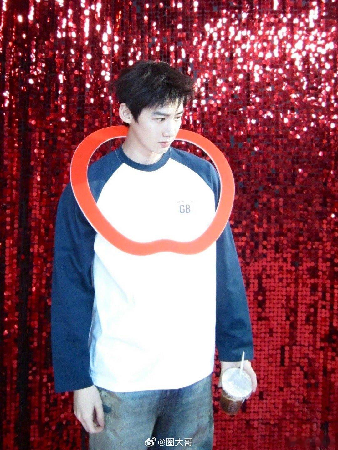 白敬亭战争和人开机时间白敬亭主演的电视剧《战争和人》终于又要来了。新剧将在3月份