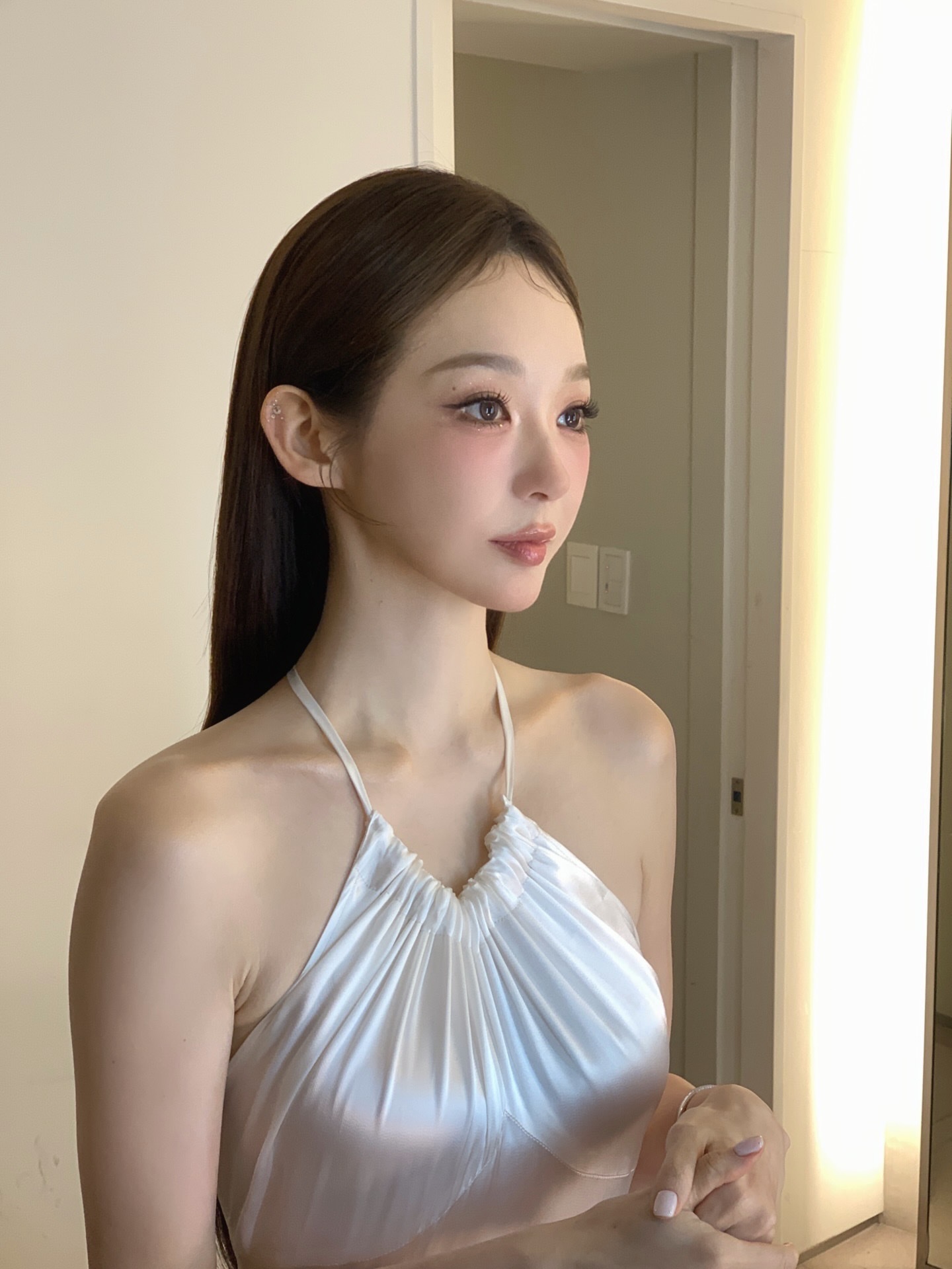 化妆师更新一组姜敏京 