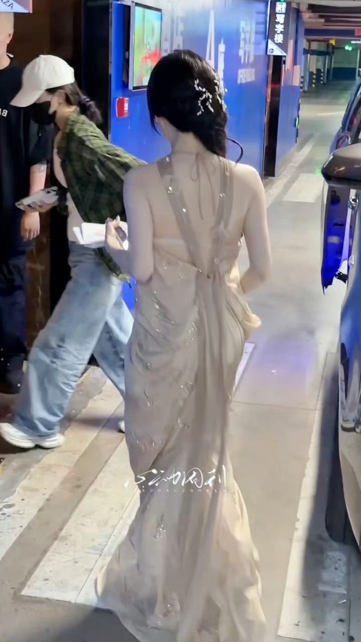 我說許願天使降臨 所以你出現杨超越 杨超越郑雨