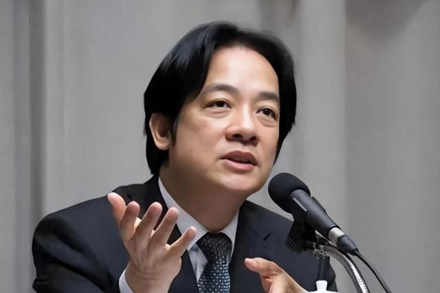 两岸称谓悄然变局，谁料一字之改竟成铁锤？

你有没有想过，一个称呼的转变，就能把