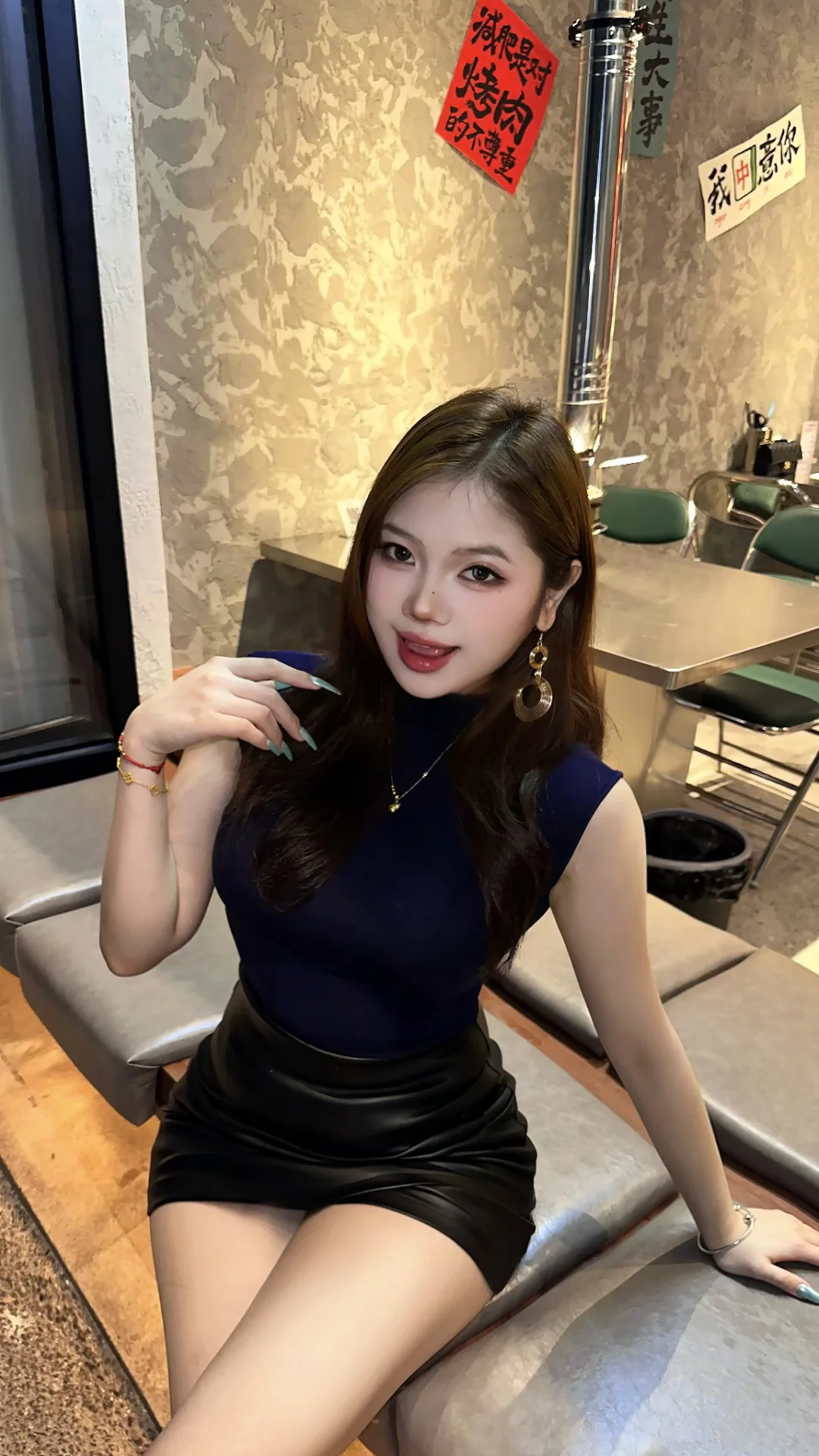 烤肉店宝藏拍摄位置[猪头R][两颗心R]美丽坏女人