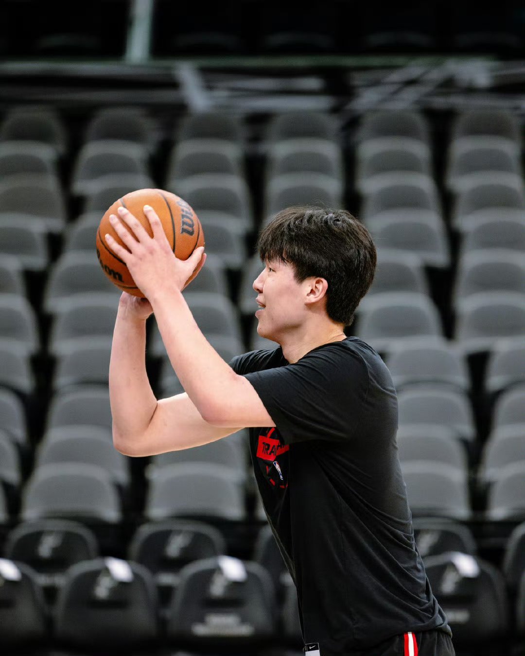 别着急奥都，目前还有点温乎，还没有彻底烫烫 