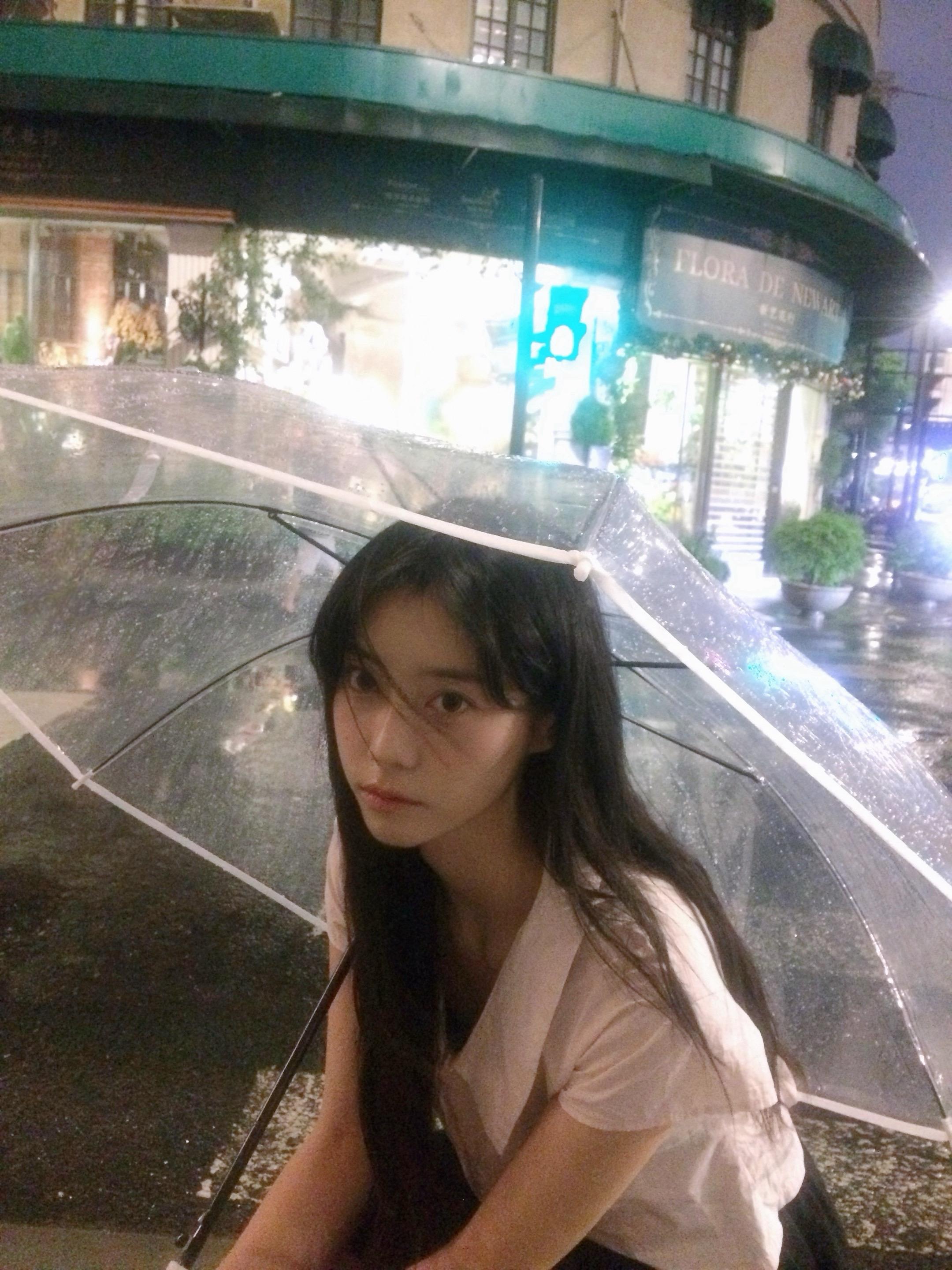 雨季不再来。