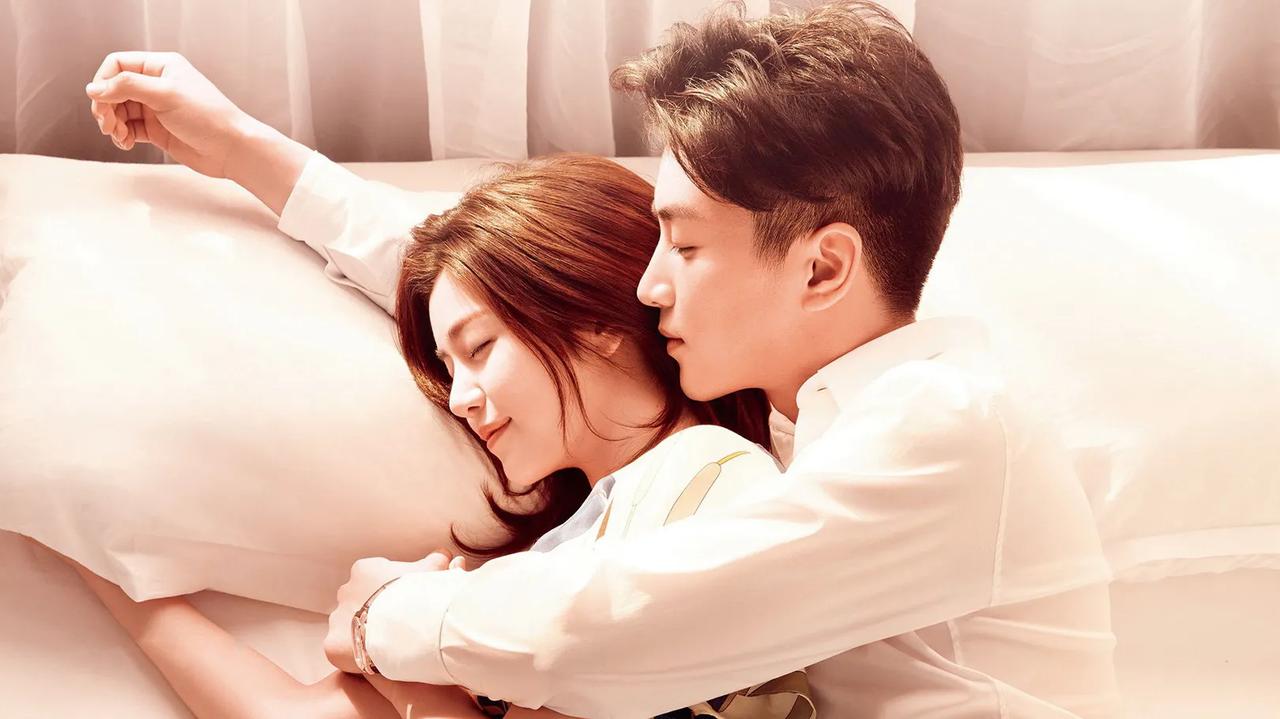 那时的幸福也是毋庸置疑的。陈晓，陈妍希。