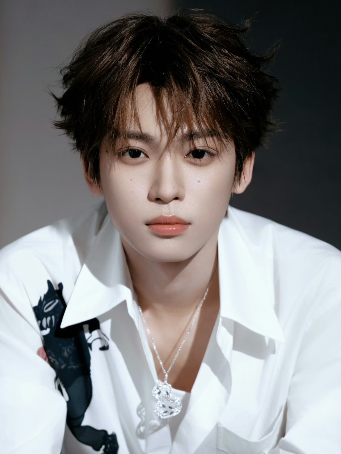 梓渝春分写真有这张脸梓渝做什么都会成功的