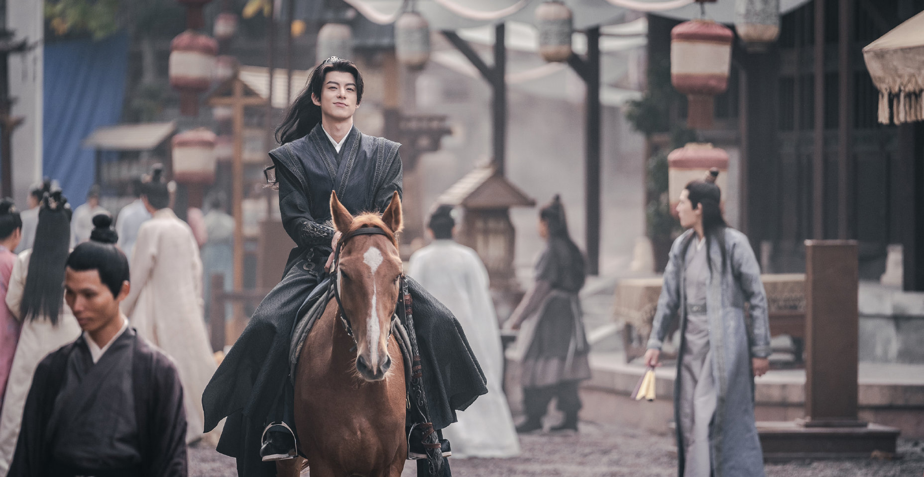 一剧早安“大奉武夫许七安，前来凿阵！”早～一起重温《大奉打更人》！ 