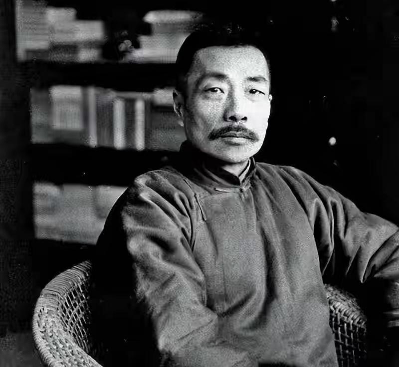 鲁迅长孙曾叛逃到台湾，为何回到大陆后并没有受到追责？背后的原因廖承志一句话道出答