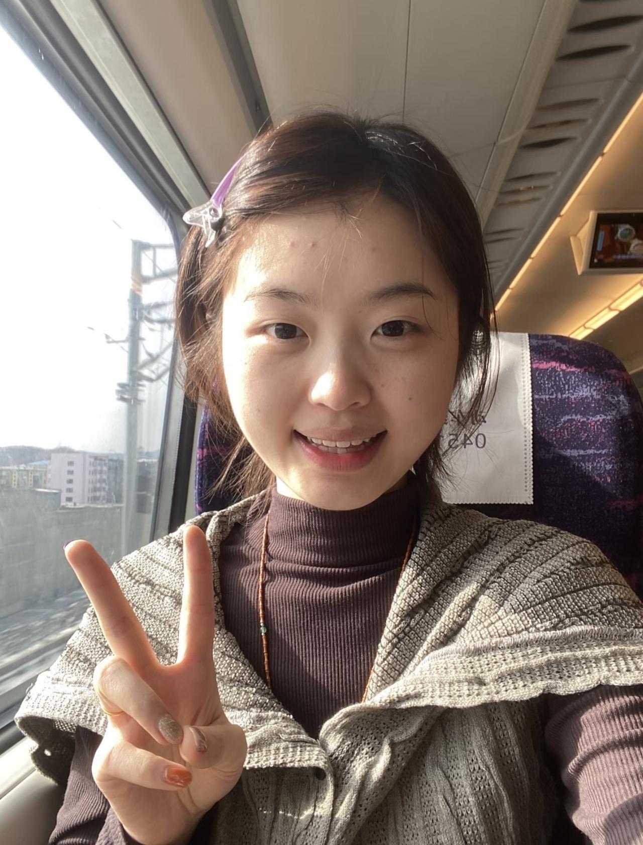 阳光明媚，很适合来一场说走就走段位旅行，素颜出远门，你觉得可以吗？