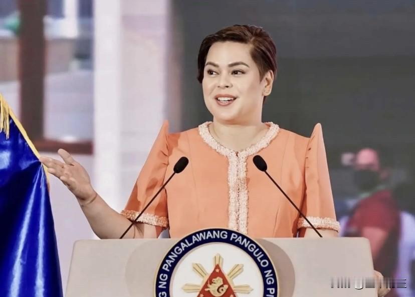 菲媒回顾2025年“十大头条人物”之莎拉.杜特尔特： 2025年初，菲律宾众议院