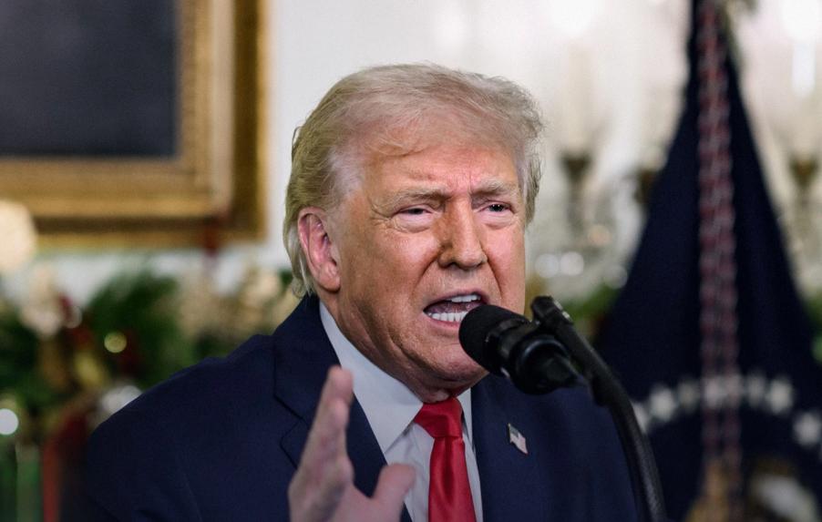 特朗普突然变卦！一夜之间，军费预算凭空暴增5000亿美元。这笔天文数字的背后，究