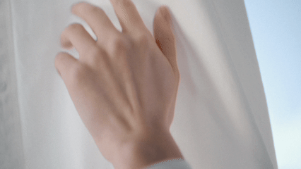 和成毅一起寻找专属香型 香型是无声的诗意，也是独属于自我的印记～和成毅一起探寻专