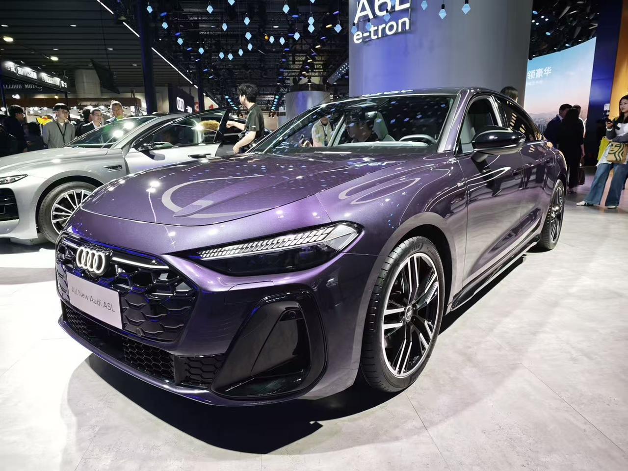 燃油版搭载华为乾崑智驾！
竟是一辆奥迪！
双激光雷达的奥迪A5L，心动一口价
2