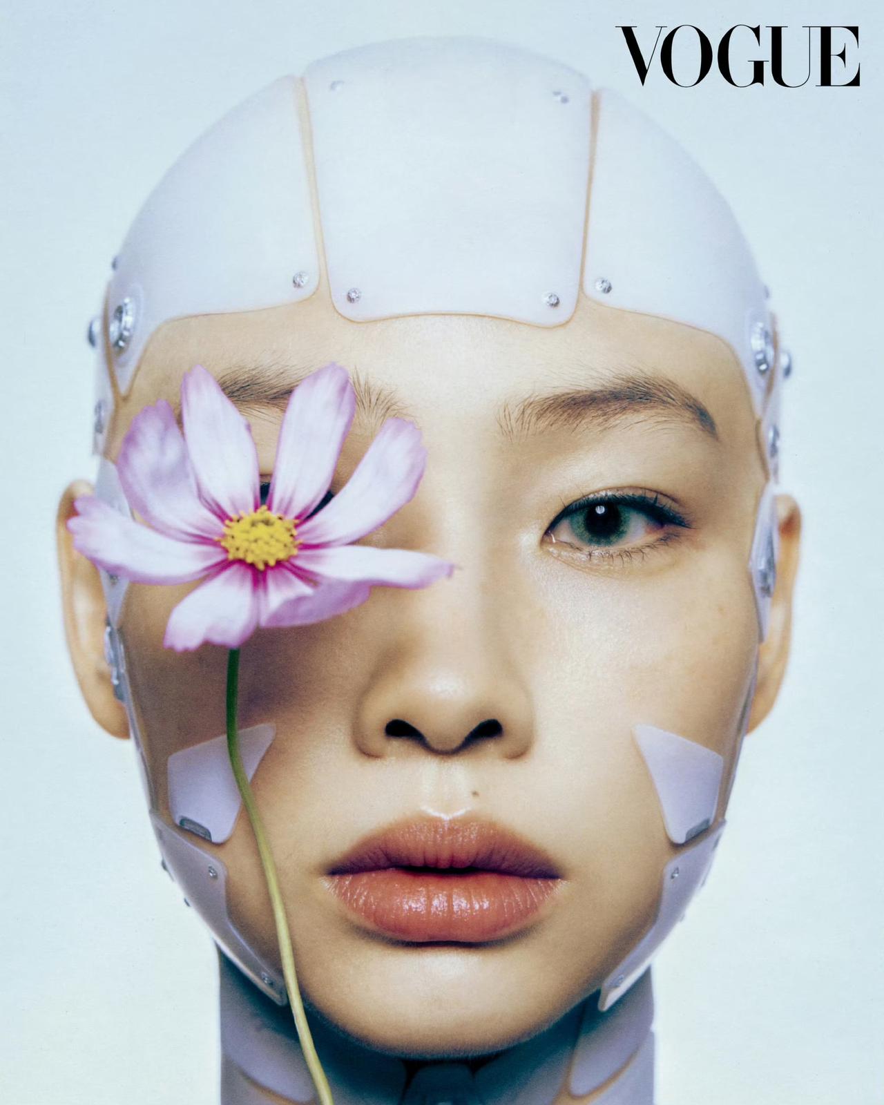 Hoyeon Jung 郑浩妍  Vogue  韩国版八月刊，回归模特身份，化身
