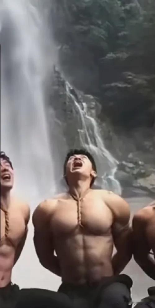 河南文旅在美食和美景中居然剑走偏锋选择了美色。