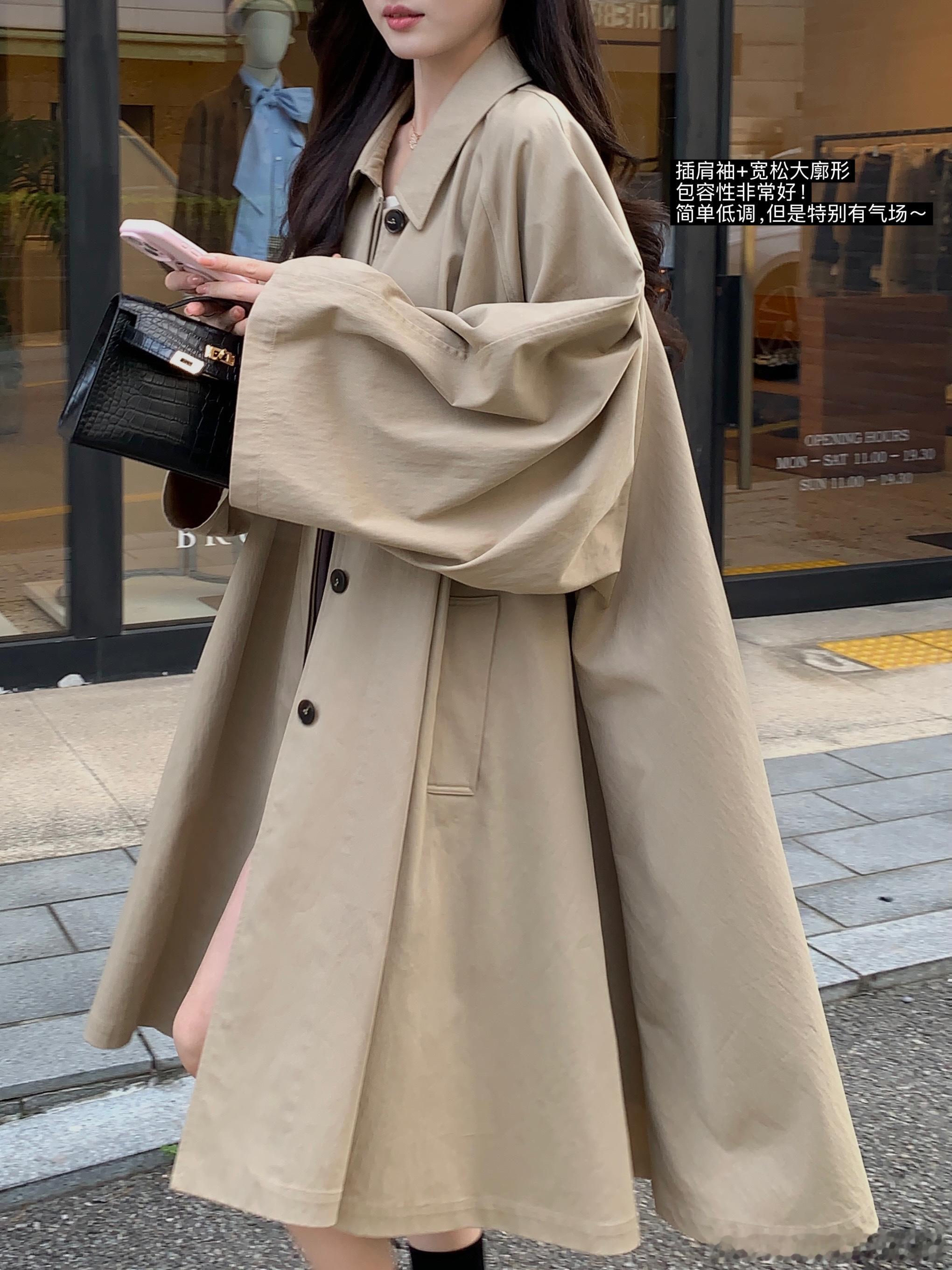 🧥秋天就是风衣的统治区！这两期一件比一件惊喜～这期又是一款深得我心的Row风极