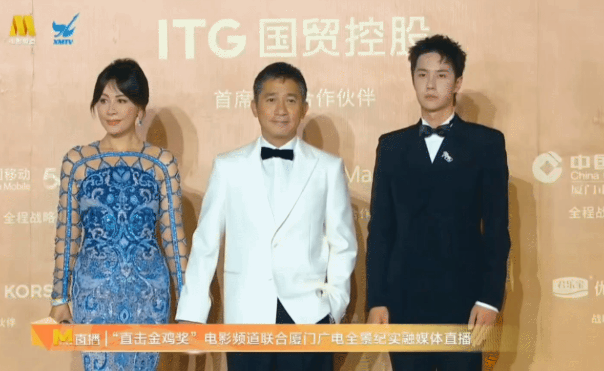 什么时候看到能不笑哈哈哈哈哈哈哈 ​​​