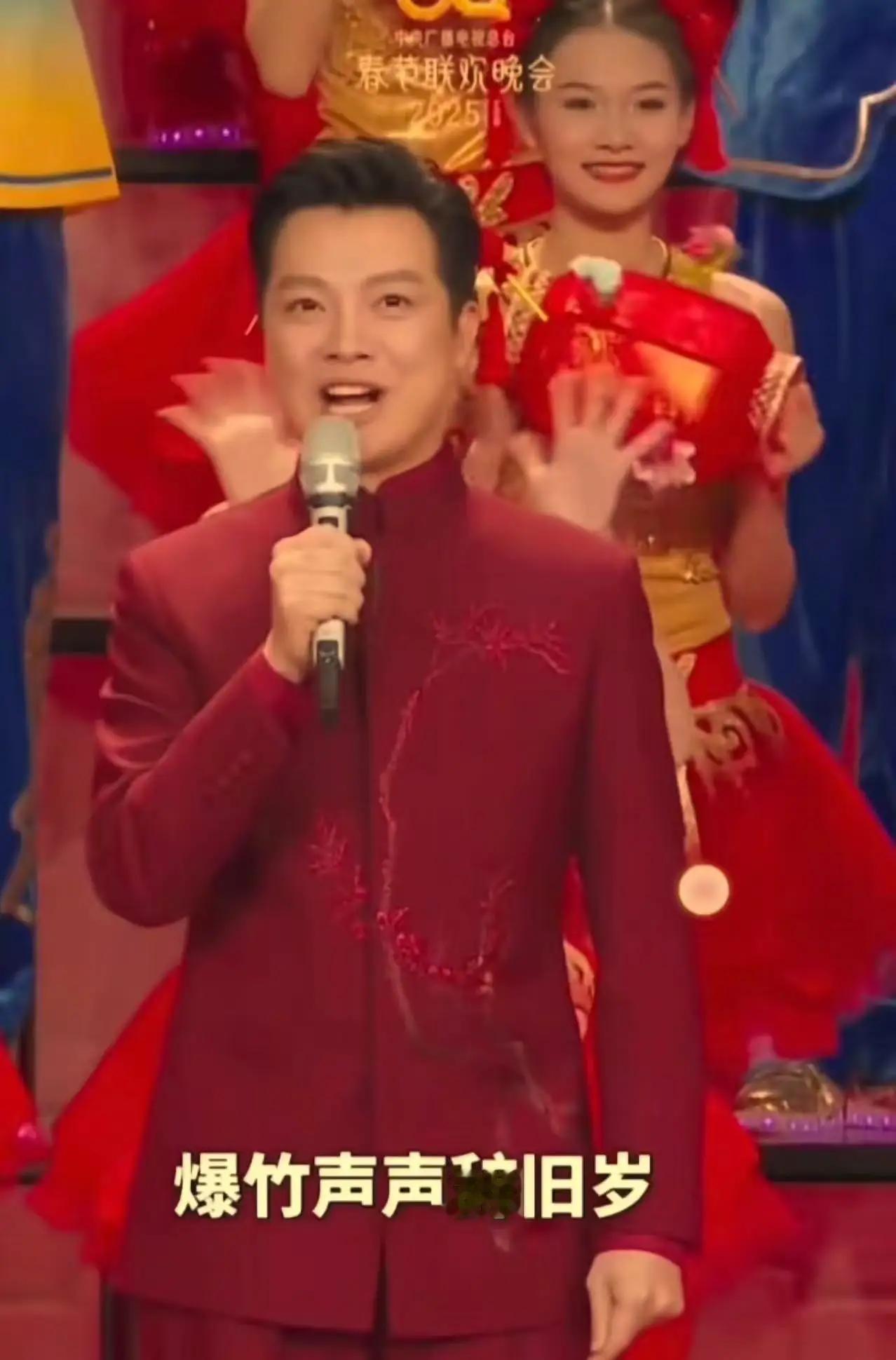 过年抬杠的来了！话说这年头，禁放烟花爆竹成了新“时尚”，不少人感叹：“年味全无，