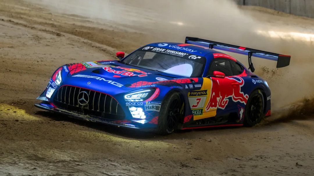 车市热门 四届F1世界冠军马克斯·维斯塔潘即将迎来赛车生涯的新挑战。红牛车队今日