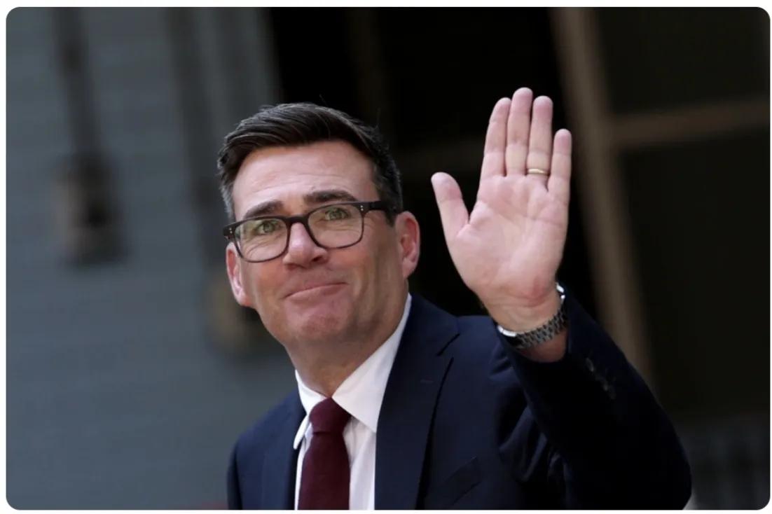 换人能解决问题吗？
十年，英国换了七位首相，意大利换了五位总理，马克龙任命了七位