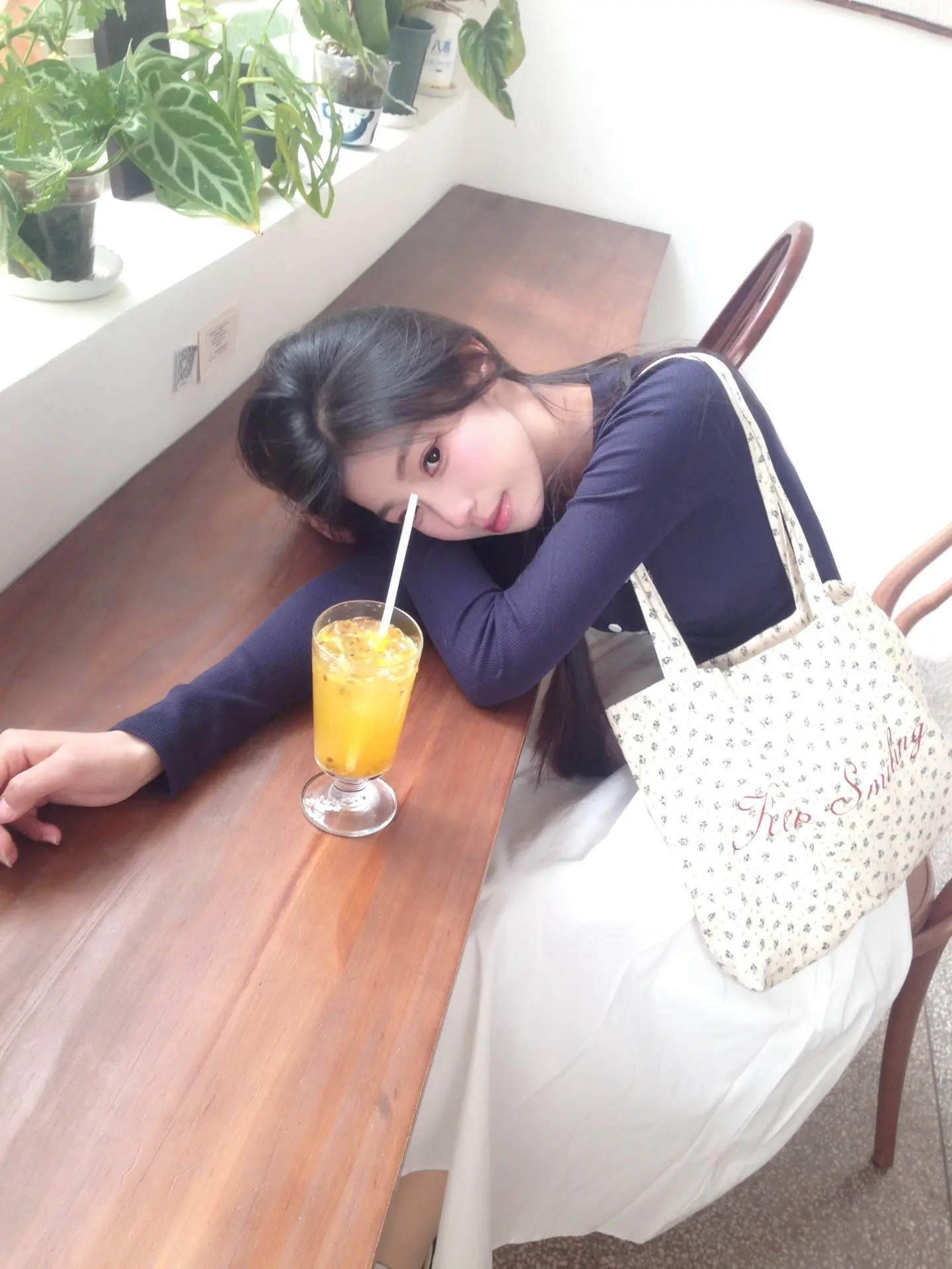 你说拯救世界也包括我吗 (っ ̯ -｡)