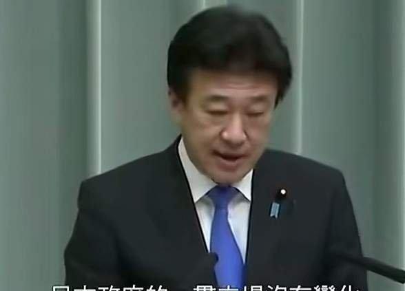 这是唱红白脸耍大家玩呢？
本来，高市早苗那几句话一出来大家都挺高兴的。美国高兴，