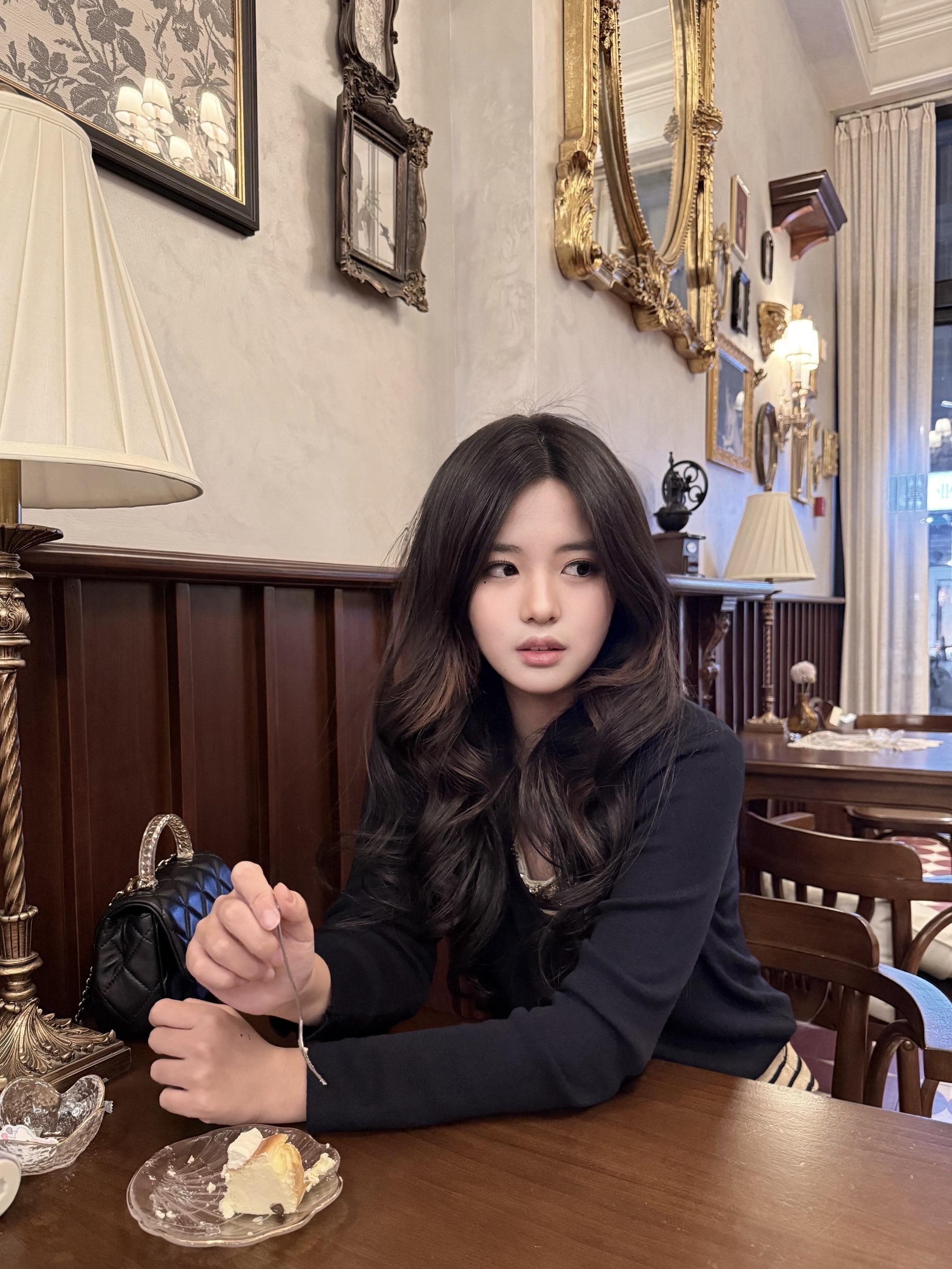 ^보고 싶어요…ㅠㅠ