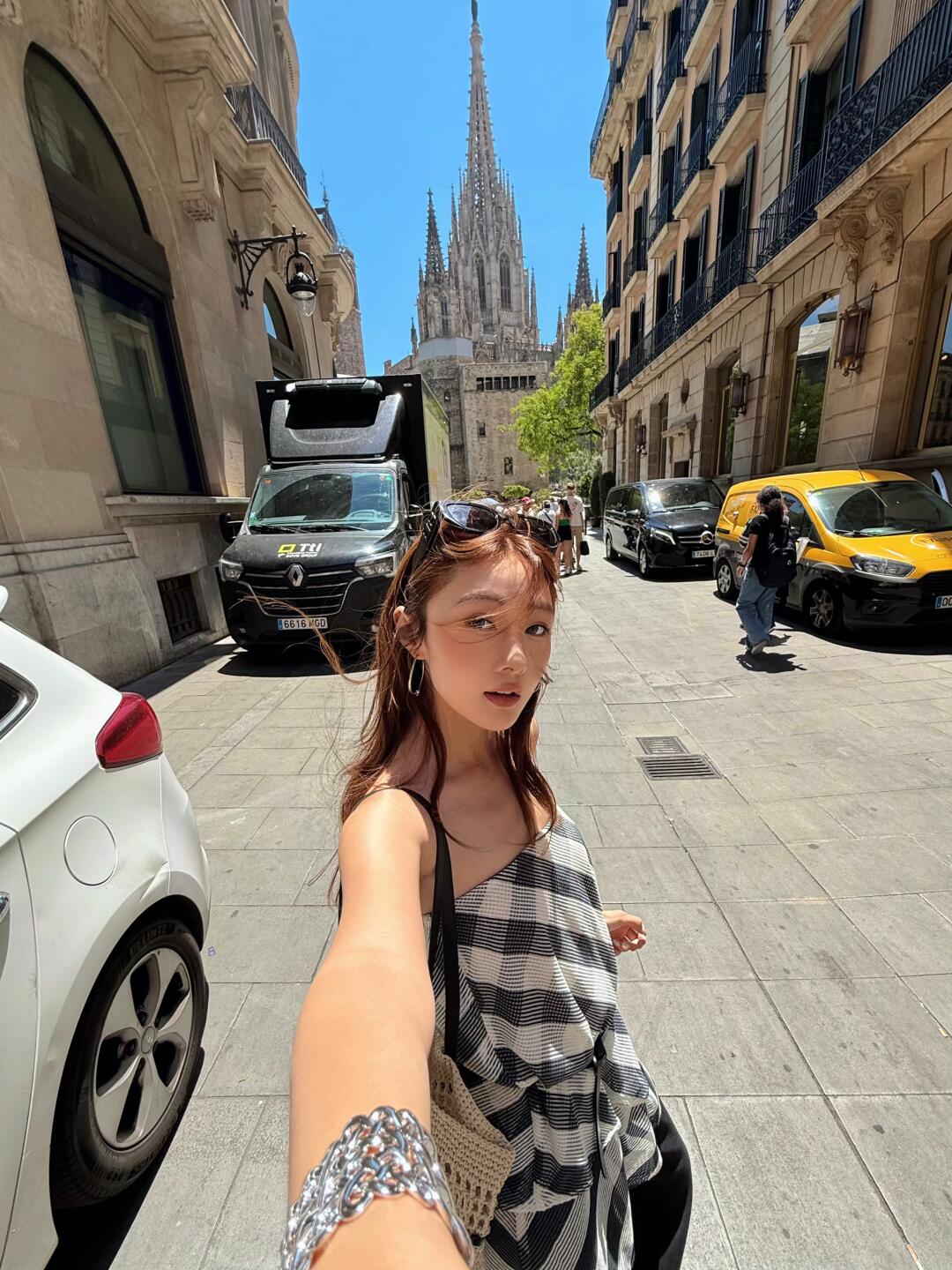 Hᴏ̆̈ʟ̆̈ᴀ̆̈ 🇪🇸 关于巴塞罗那