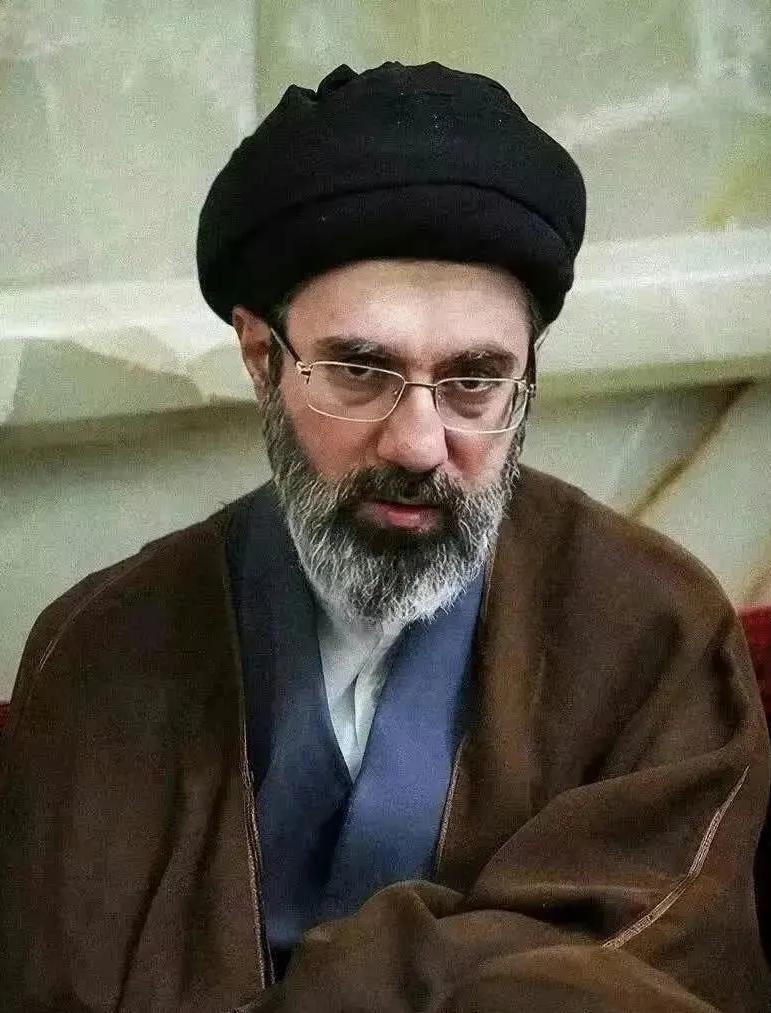 伊朗传来消息，
2026年4月19日，伊朗那边突然爆出个大新闻！据伊朗塔斯尼姆社