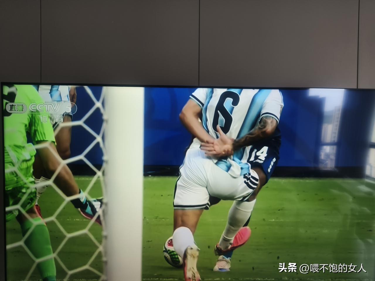 🇦🇷 梅西成为世界杯历史上首位打进20粒进球的球员
🏆 2006 : 1