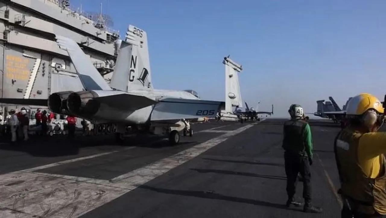 伊朗最终选择了妥协！

4 月 14 日，《纽约时报》发布消息，美军 “林肯” 