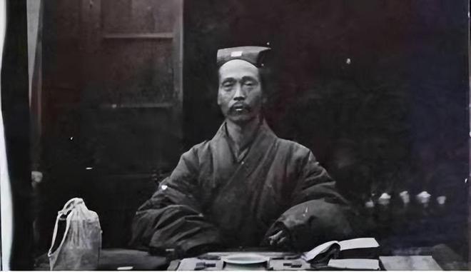 一位道士说：“人到了六十岁， 就知道人其实就是来世界上受苦的，人生没有什么意义，