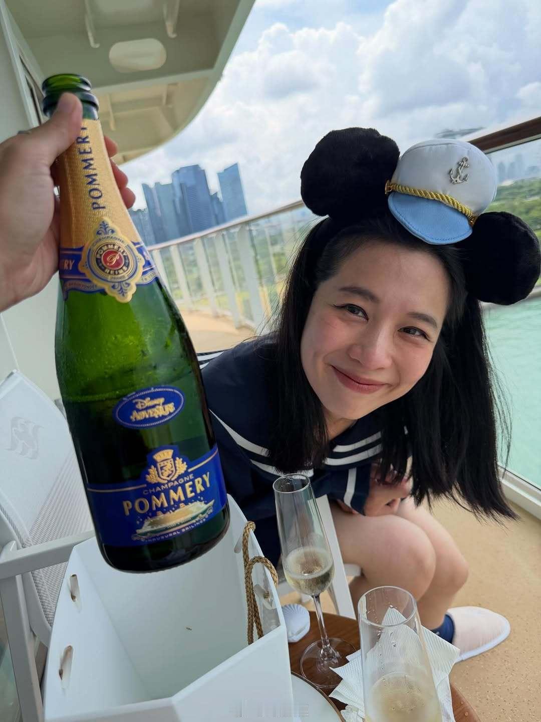 Chefmaster泰国选手Ploy向女友求婚成功👩🏻❤️💋👩🏻💍 
